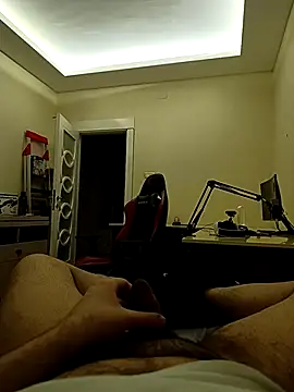 31cektirenbatuu online show from 10-28-25, 10:12