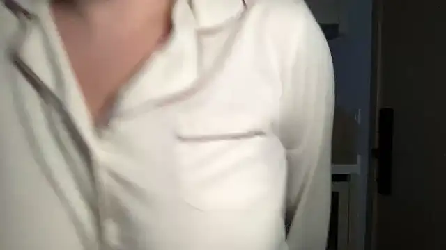 Snapshot of lilylush24 chatting on 02-17-25, 05:53 lilylush24 online show from 02-17-25, 05:53