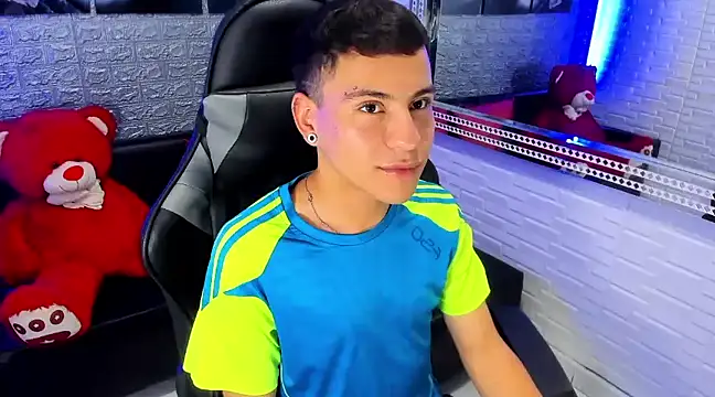 salvadorgomezx online show from 12-27-24, 12:29