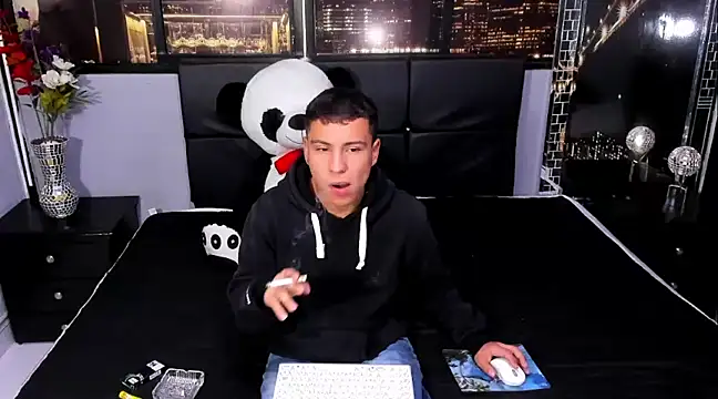 salvadorgomezx online show from 12-27-24, 07:57