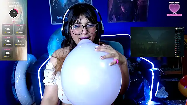 Snapshot of X_CHERRY_XX chatting on 01-13-25, 05:12 X CHERRY XX online show from 01-13-25, 05:12