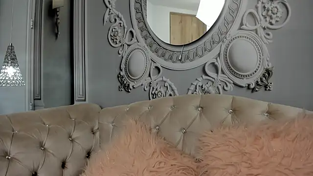 Snapshot of joselyn_sexy_ chatting on 03-17-25, 06:42 joselyn sexy online show from 03-17-25, 06:42