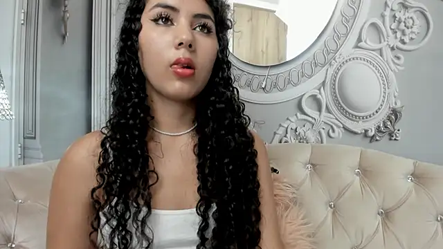 Snapshot of joselyn_sexy_ chatting on 03-21-25, 08:50 joselyn sexy online show from 03-21-25, 08:50