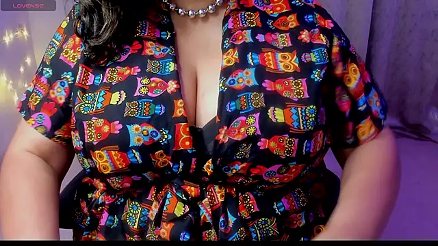 Gulabi Queen online show from 03-01-26, 06:04