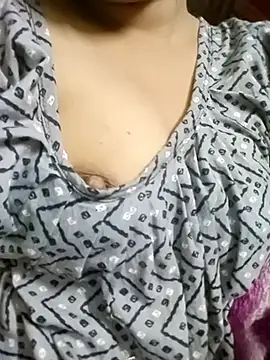 Arohi is Live online show from 03-19-25, 01:07