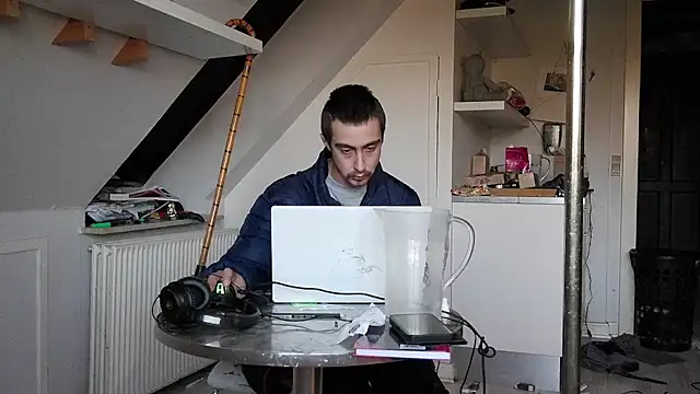 Snapshot of Stephanien chatting on 12-03-24, 12:59 Stephanien online show from 12-03-24, 12:59