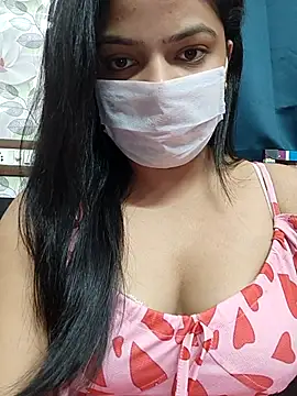 Snapshot of Myloveurvi chatting on 05-18-26, 10:21 Myloveurvi online show from 05-18-26, 10:21