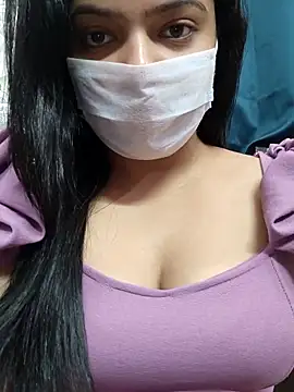 Snapshot of Myloveurvi chatting on 05-23-26, 10:30 Myloveurvi online show from 05-23-26, 10:30