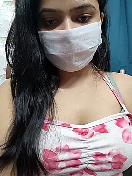 Snapshot of Myloveurvi chatting on 07-13-26, 11:02 Myloveurvi online show from 07-13-26, 11:02