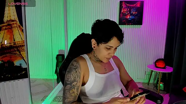 ZhoeStrong online show from 05-15-26, 05:31