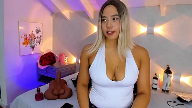 Martina Miiller online show from 04-10-26, 12:54