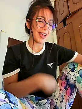 Lau1127 online show from 10-25-25, 03:25