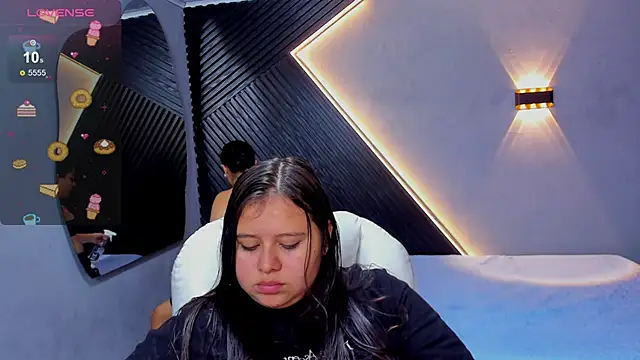 Laia and Aloby online show from 06-30-26, 11:17