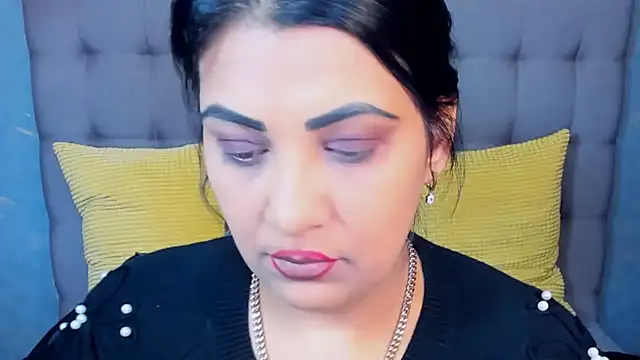 AmyCubes online show from 11-26-25, 10:05