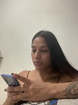 Emiily Miller online show from 12-15-24, 06:18