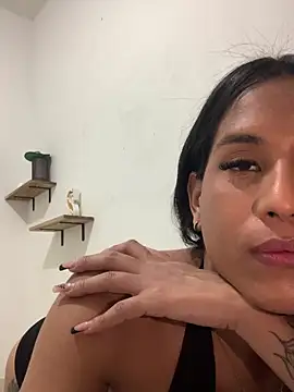 Emiily Miller online show from 12-20-24, 11:05