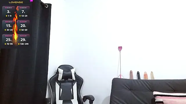 Snapshot of Kiara-Rider chatting on 02-07-25, 02:29 Kiara-Rider online show from 02-07-25, 02:29