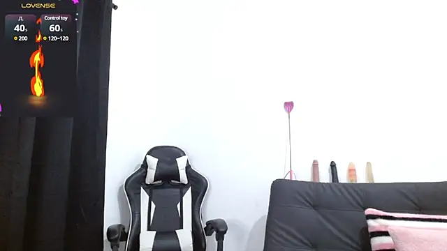 Snapshot of Kiara-Rider chatting on 03-15-25, 02:14 Kiara-Rider online show from 03-15-25, 02:14
