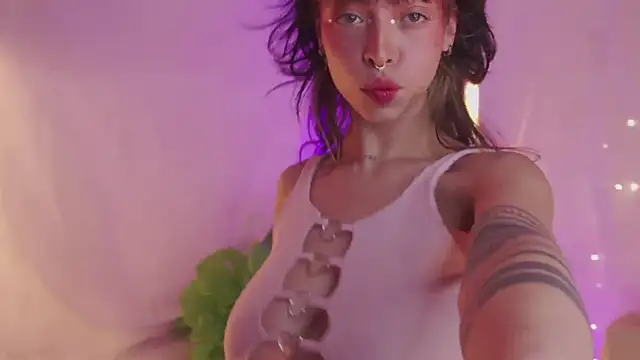 Kitty arts online show from 01-25-25, 06:46