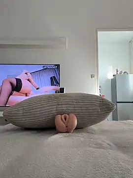 18cmpacoo online show from 04-08-26, 03:01