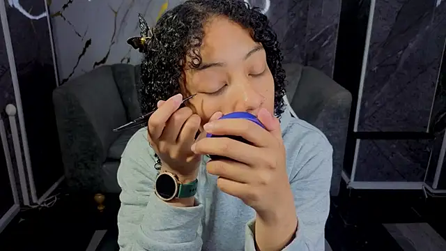 Violeth b online show from 12-21-25, 12:34