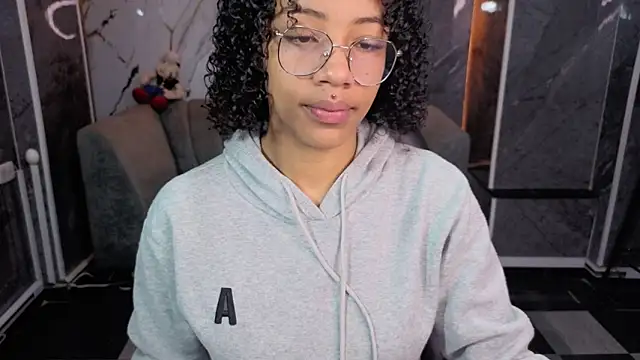 Violeth b online show from 04-11-26, 12:53