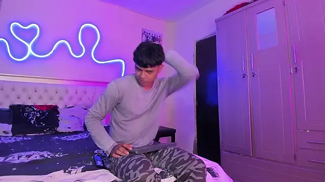 dafnezahiraa  online show from 02-05-26, 05:12