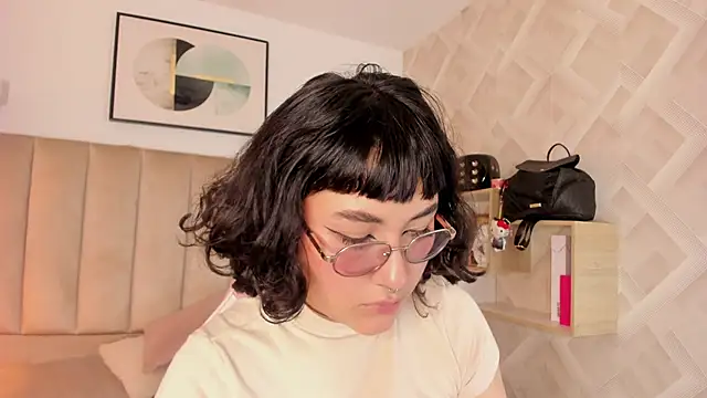 Haru Bonny online show from 03-18-26, 07:39