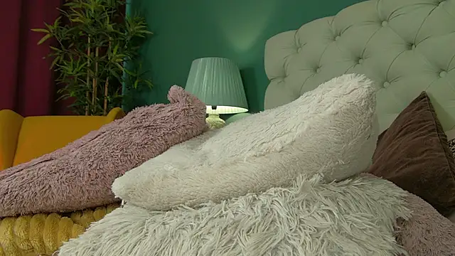 Foxxxy MILF online show from 01-23-25, 08:25