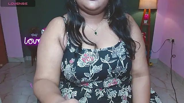 Naughty Ayesha1 online show from 10-31-25, 07:26