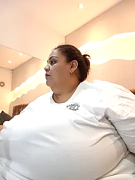 Alisson am online show from 11-09-25, 11:19