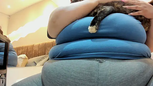 Alisson am online show from 11-21-25, 11:20