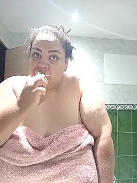 Alisson am online show from 12-23-25, 08:12