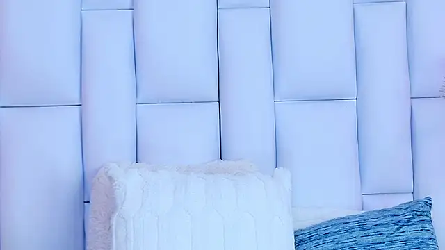 AlliciaKim online show from 12-28-24, 10:55