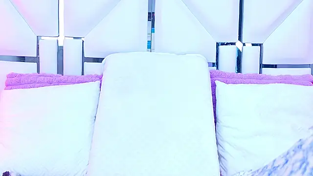 AlliciaKim online show from 02-26-26, 12:04