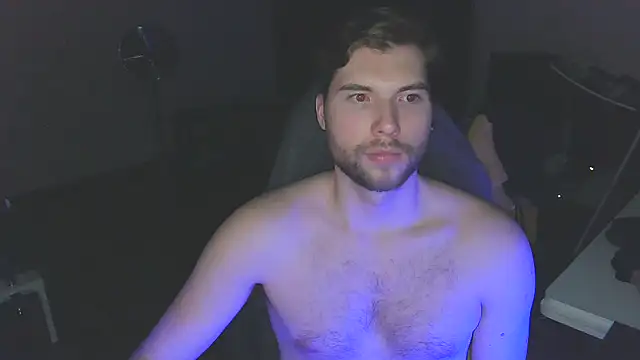 Snapshot of Ironman220 chatting on 03-08-25, 09:08 Ironman220 online show from 03-08-25, 09:08