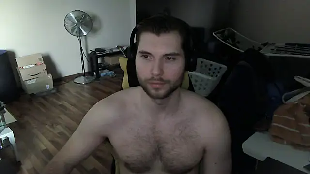 Snapshot of Ironman220 chatting on 03-17-26, 06:17 Ironman220 online show from 03-17-26, 06:17