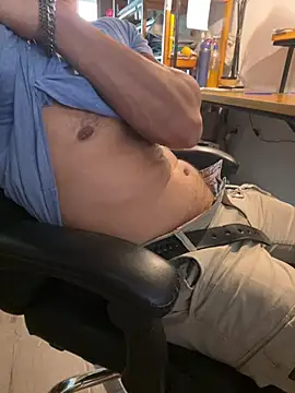 victorxxx2401 online show from 03-18-25, 04:48