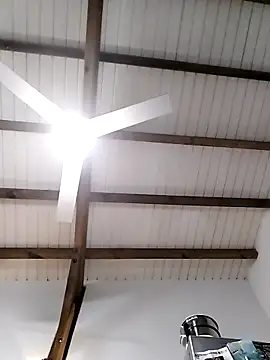 Snapshot of gwadaa9 chatting on 12-18-25, 12:00 gwadaa9 online show from 12-18-25, 12:00