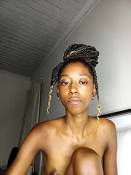 Snapshot of 02Boitybaby chatting on 12-14-24, 05:25 02Boitybaby online show from 12-14-24, 05:25