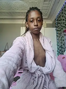 Snapshot of 02Boitybaby chatting on 06-28-26, 12:55 02Boitybaby online show from 06-28-26, 12:55