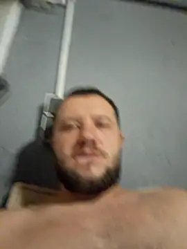 Snapshot of klydick chatting on 07-19-26, 01:53 klydick online show from 07-19-26, 01:53