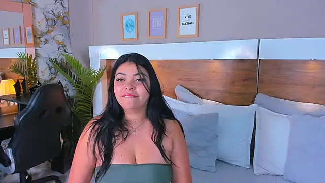 EmaBakker online show from 03-22-26, 10:18