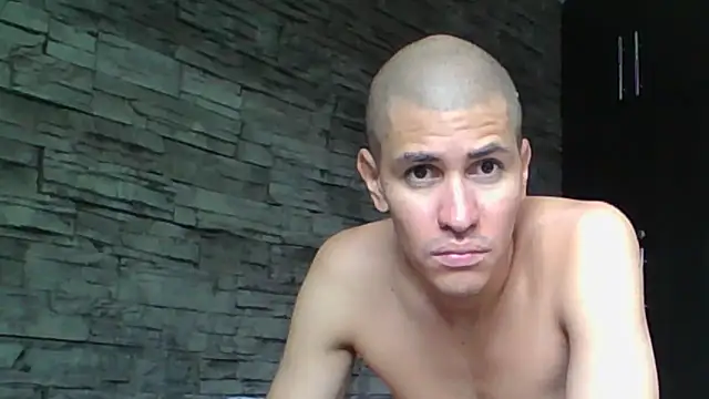 Sexylatin64 online show from 05-27-26, 03:09