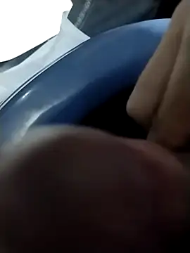 Snapshot of lm279 chatting on 12-04-24, 07:23 lm279 online show from 12-04-24, 07:23