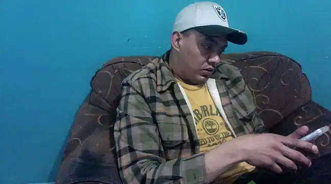 Snapshot of TUMORENO1 chatting on 01-20-25, 02:32 TUMORENO1 online show from 01-20-25, 02:32