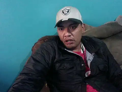 Snapshot of TUMORENO1 chatting on 01-22-25, 06:10 TUMORENO1 online show from 01-22-25, 06:10