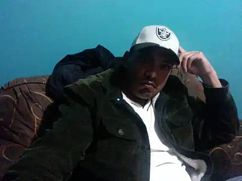 Snapshot of TUMORENO1 chatting on 01-23-25, 06:28 TUMORENO1 online show from 01-23-25, 06:28