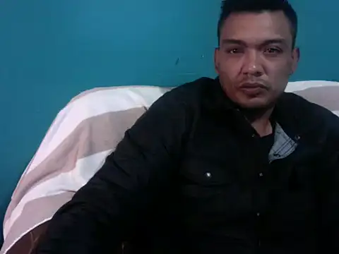 Snapshot of TUMORENO1 chatting on 01-25-25, 10:39 TUMORENO1 online show from 01-25-25, 10:39