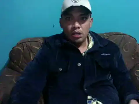 Snapshot of TUMORENO1 chatting on 03-06-25, 12:32 TUMORENO1 online show from 03-06-25, 12:32